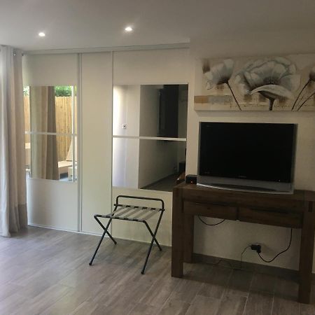 Loft Ravissant Avec Piscine Apartment Cagnes-sur-Mer Exterior photo